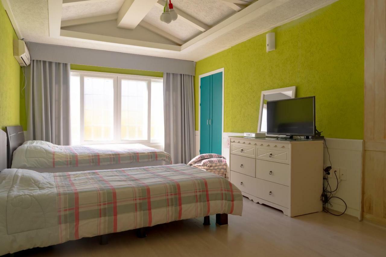 Joyville Resort Jeju Exterior foto