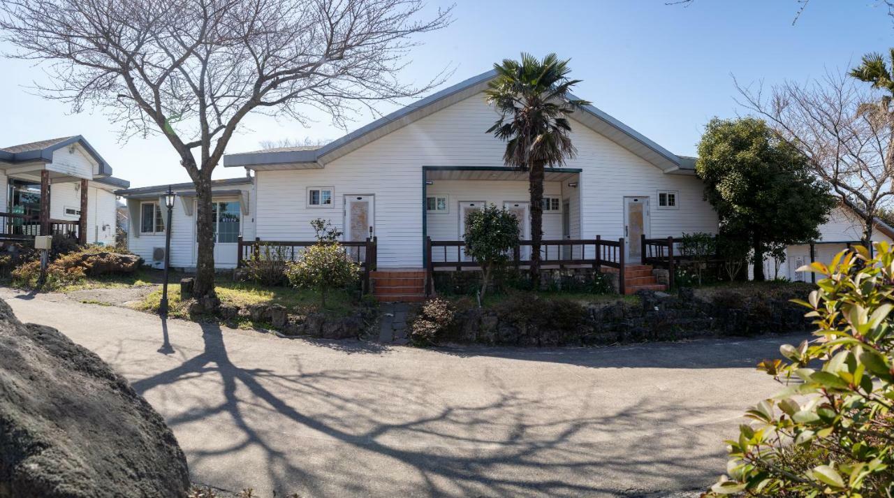 Joyville Resort Jeju Exterior foto