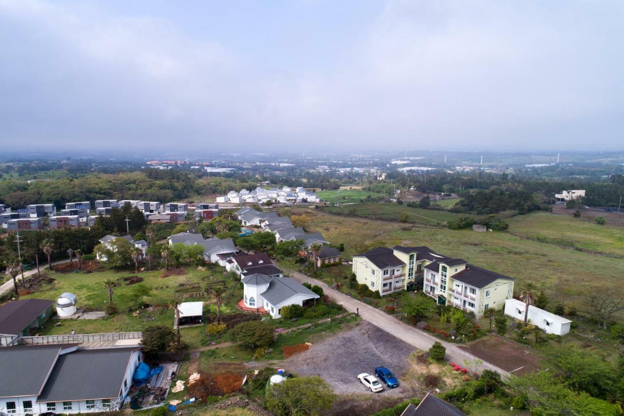 Joyville Resort Jeju Exterior foto