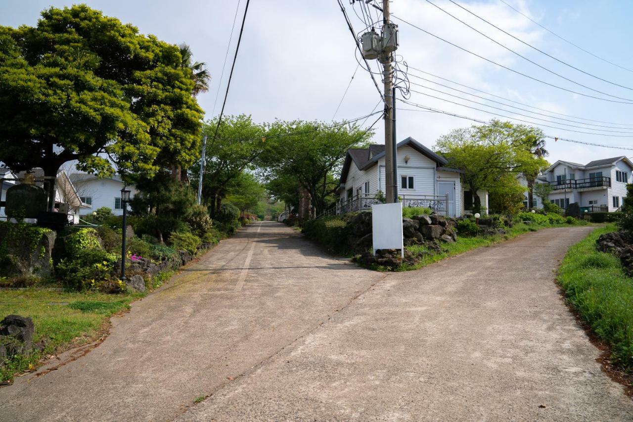 Joyville Resort Jeju Exterior foto
